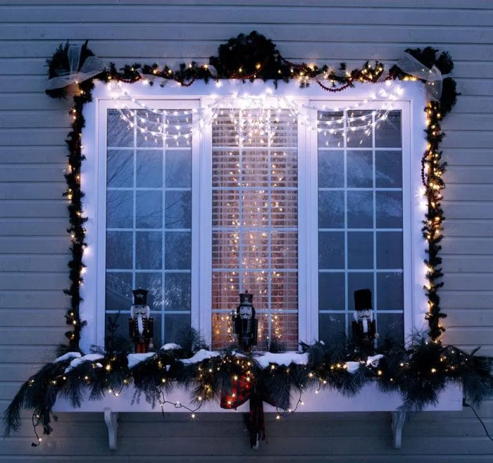 How to decorate windows for xmas