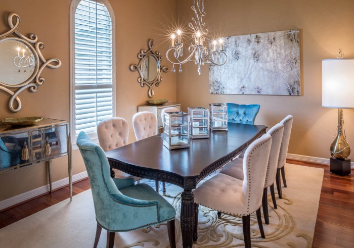 How to decorate plain dining room set