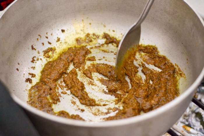 How to cook curry cabbage guyanese style